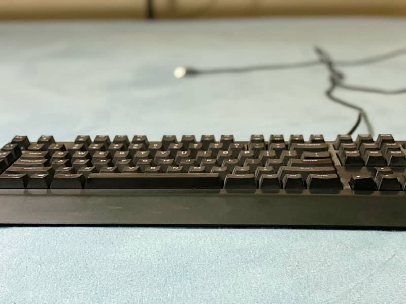 Alienware Aw568 gaming mechanical keyboard 1