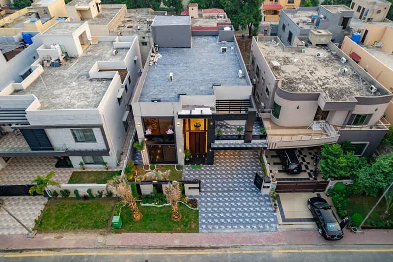 A Beautiful, Luxurious And Modern 1 K House For Sale 2