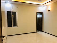 300 Square Yards Lower Portion In Karachi Is Available For Rent