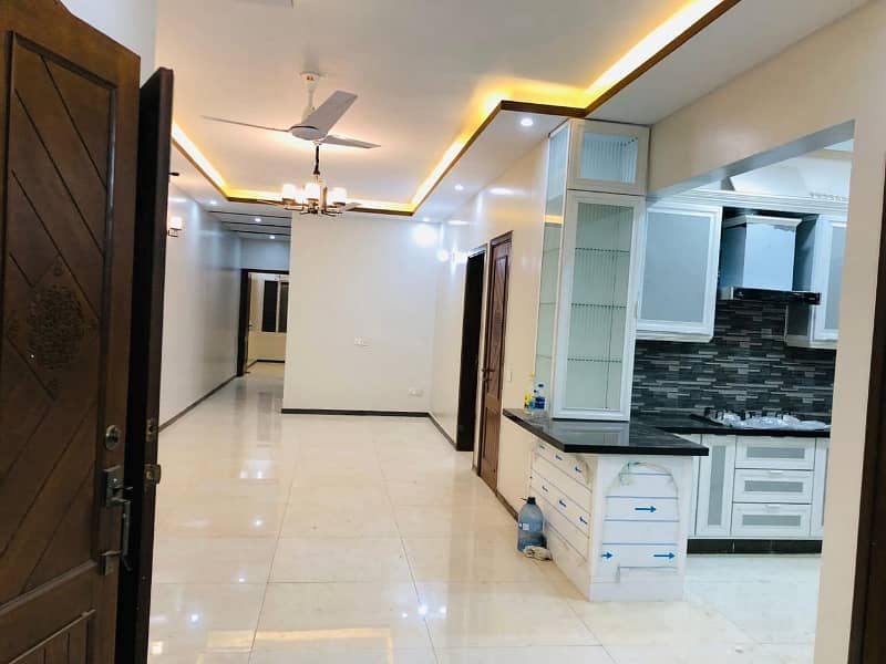 300 Square Yards Lower Portion In Karachi Is Available For Rent 7
