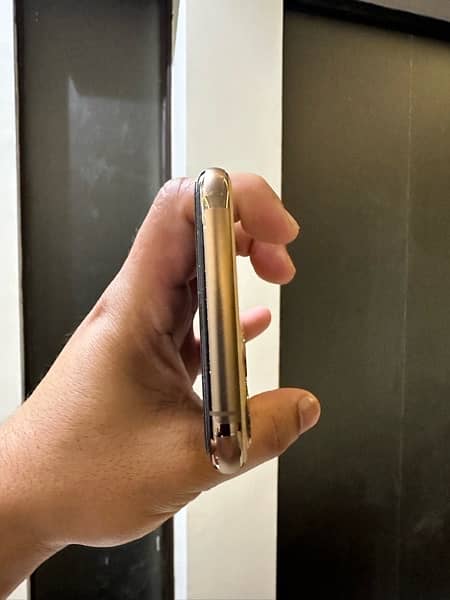 iphone 11 Pro Pta Approved 256gb Gold 10/10 Water Pack 2
