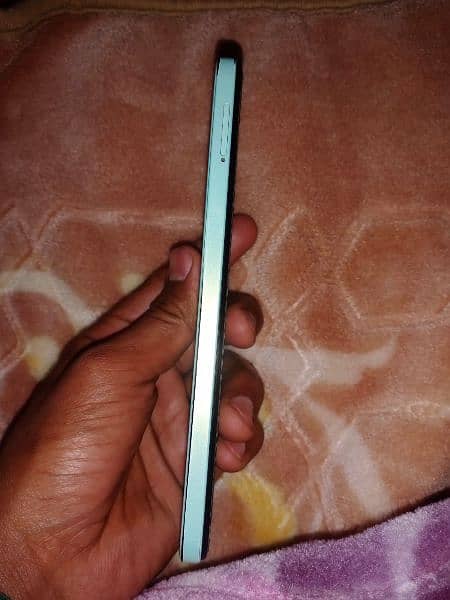 lash condition new phone just exchange available 7