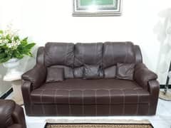 7 Seater Leather Sofa set Perfect Condition