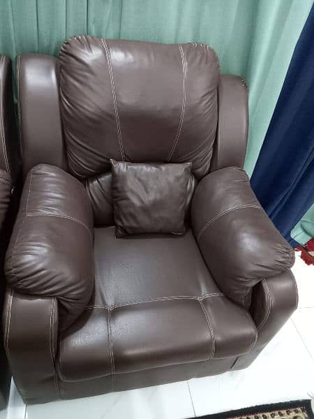 7 Seater Leather Sofa set Perfect Condition 1