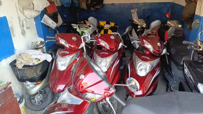 united 100cc scooties available different models and different prices 2