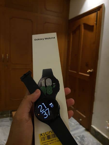 Samsung Watch4 44mm For Sale 5