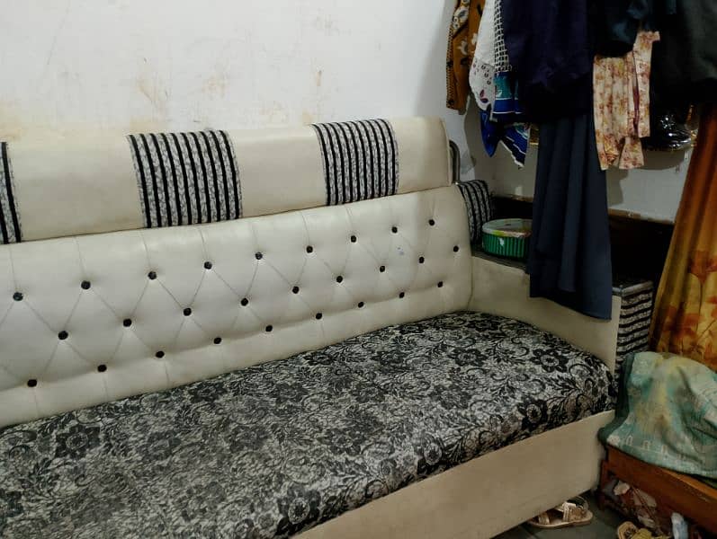 furniture set bed dressing bartan almari bara sofa 3