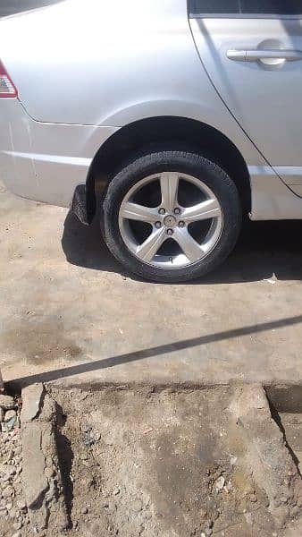 17 inch allow rim and tyre good condition 0