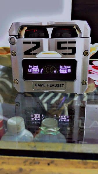 M25 game headset 1
