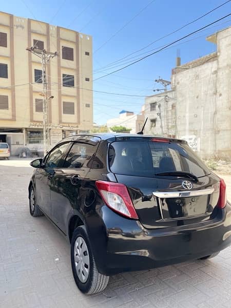 vitz 2011 import 2014 registered 2015 in excellent condition 2