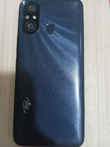 Itel A49 2Gb/32Gb with box, original charger 9/10 condition 7