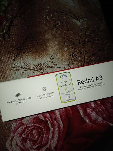 Redmi A3 (4+4/64)Mate green colour after one day use 8