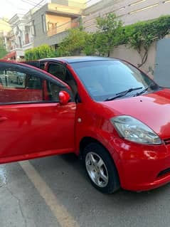 Toyota passo in mint condition full option 03247947498 is no rabta kre