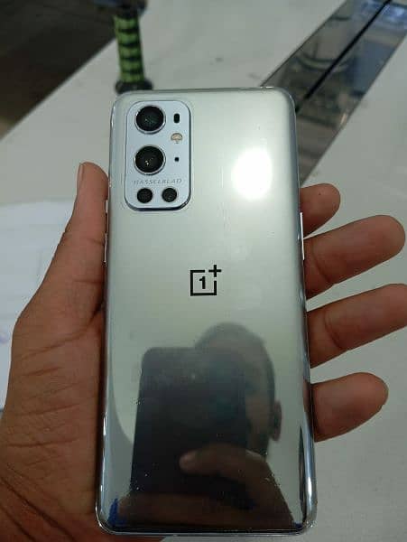 one plus mobile for sale in good condition 2