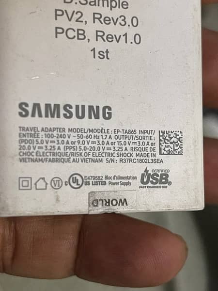 Samsung and apple orignal charger  45 watt. 65 watt 5