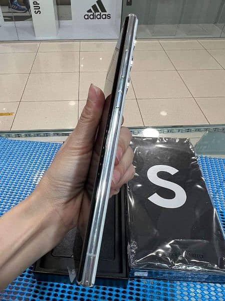 Samsung Galaxy S22 Ultra 5G Full Box 2