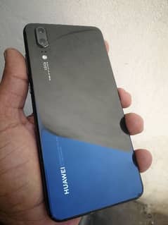 Huawei P20 4/128. read complete add