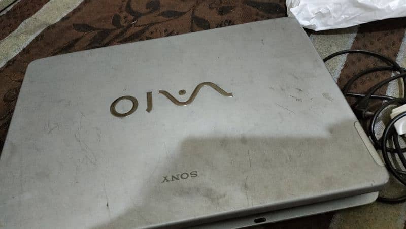 laptop (sony) 0