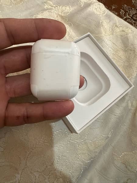 apple airpods 0
