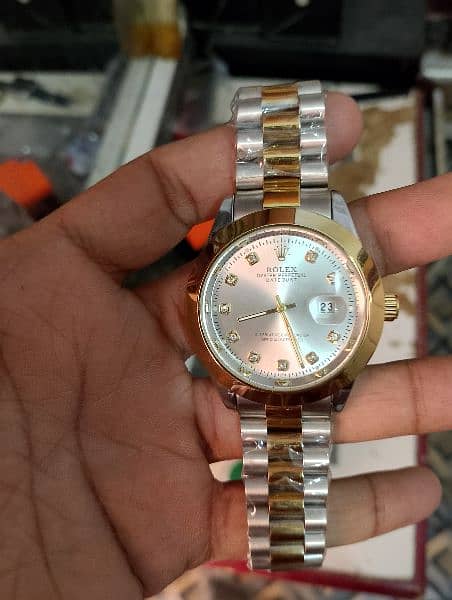 Rolex watch he bilkul new he koi masla nahi he 0