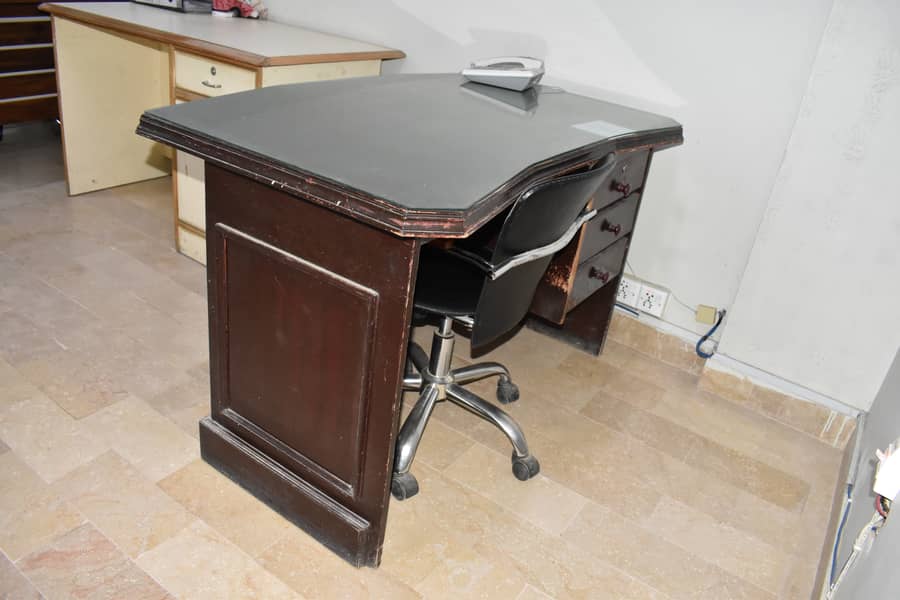 Used Office Table 1