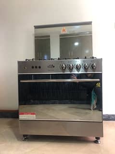 5 Stove Five Star Cooker with Baking Oven