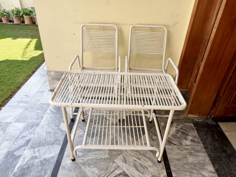 Heavy duty Garden Chairs & Table for a family 4