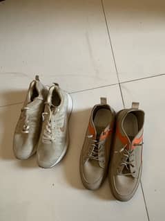 2 pairs of shoes