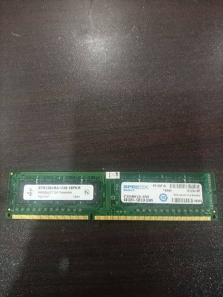 4GB ram DDR3 2