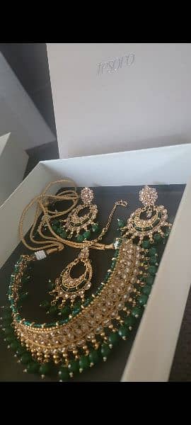 Tesoro Bridal jewelry set 15000 3