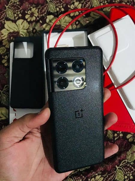 OnePlus 10 pro complete box official approved dual Sim 1