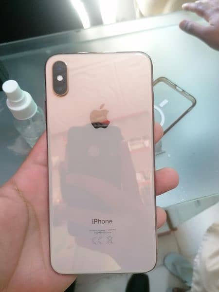 iphone xsmax 256gb 10/9 condition with box 86 baterry health 0