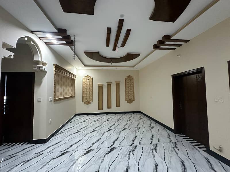 A Centrally Located House Is Available For Sale In Model Town 23