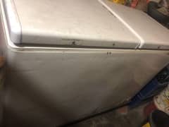 D freezer For Sale 3 year used. no any repair
