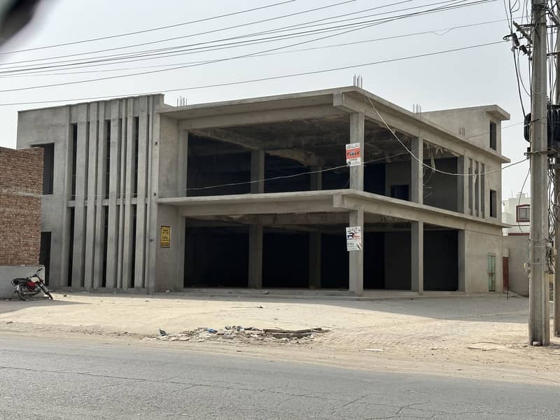 Grey Structure Plaza For Rent Available Will Be Completed According To Party Requirement 0
