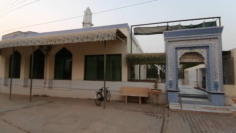 Well-constructed Brand New House Available For sale In Wapda Town Phase 1 - Block A 5