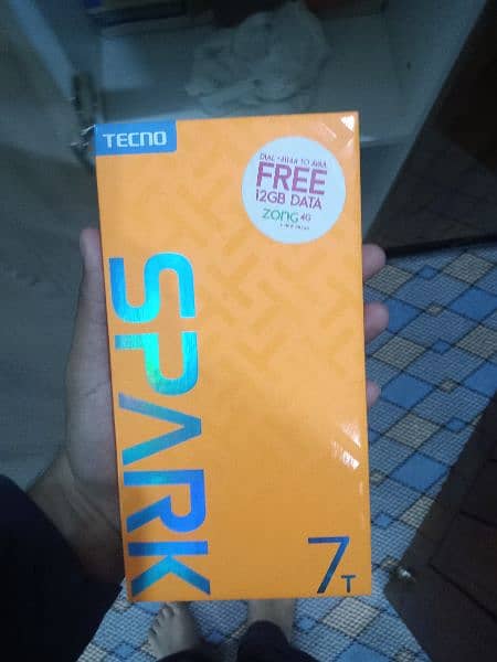 selling Tecno spark 7t 1