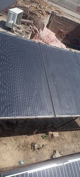 300W solar panels, 10/10 condition 1
