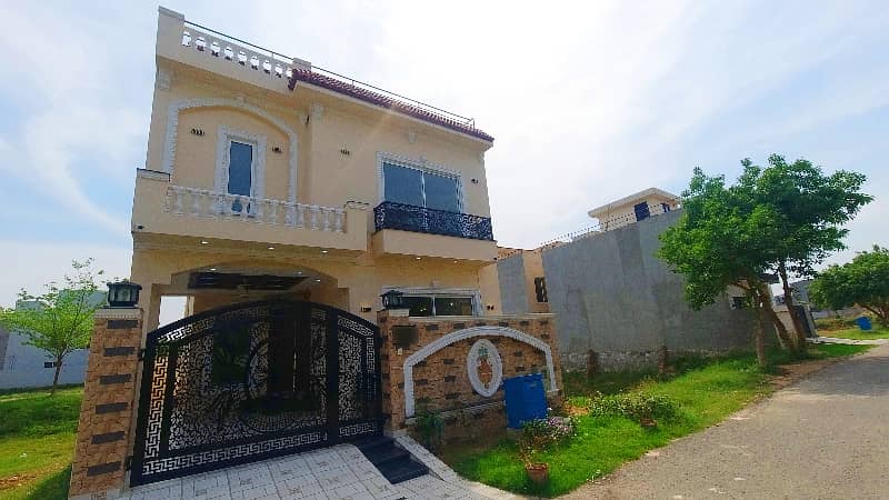 5 Marla Fully Basement Designer House For Sale In DHA 9 TOWN 1