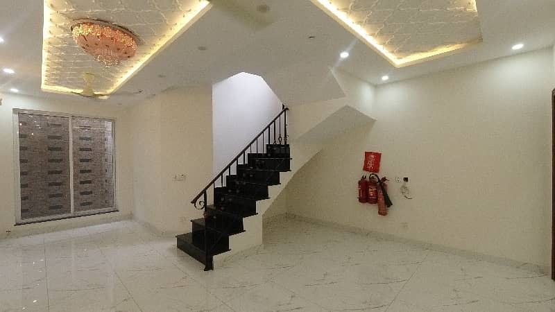 5 Marla Fully Basement Designer House For Sale In DHA 9 TOWN 11