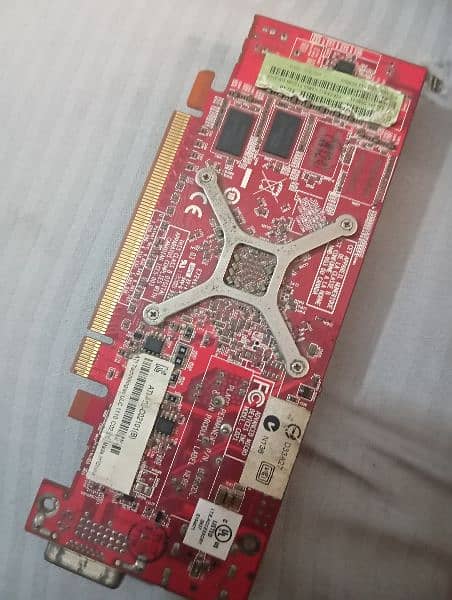 ATI FirePro V3800  Graphicc card 500 mb 5