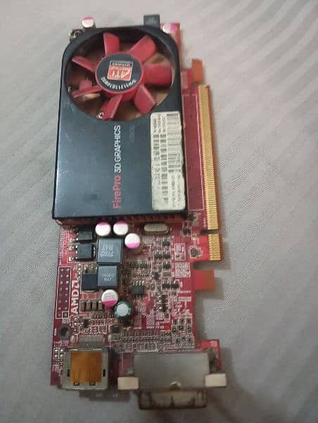 ATI FirePro V3800  Graphicc card 500 mb 8