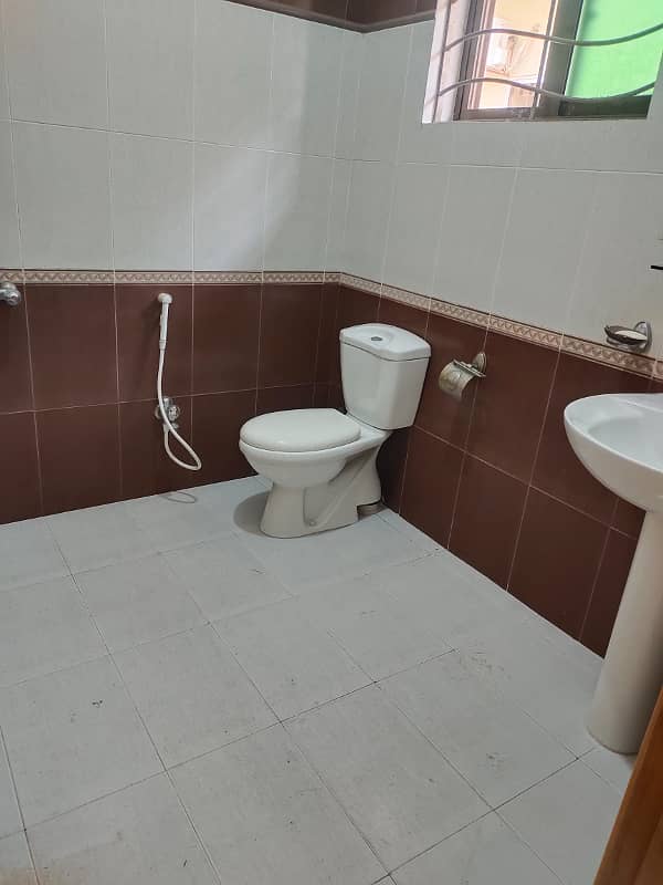 Beautiful Marbles Flooring Upper Portion Available For Rent In G10 Islamabad At Big Street, 3 Bedrooms With Bathrooms, Drawing, TVL, All Miters Separate And Water Boring, With Extra Land, Near To Park, Near To Markaz. 5