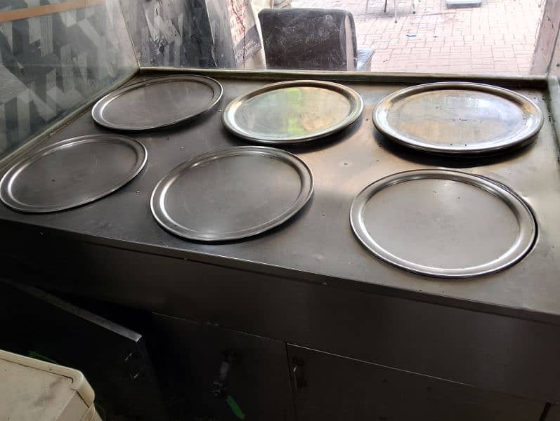 6 big pots food counter with burner 2