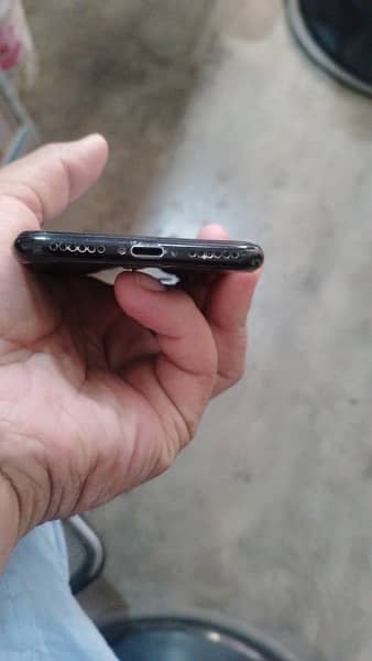 urgent sell for phone battery change 128gb  pta proved  10/9 3