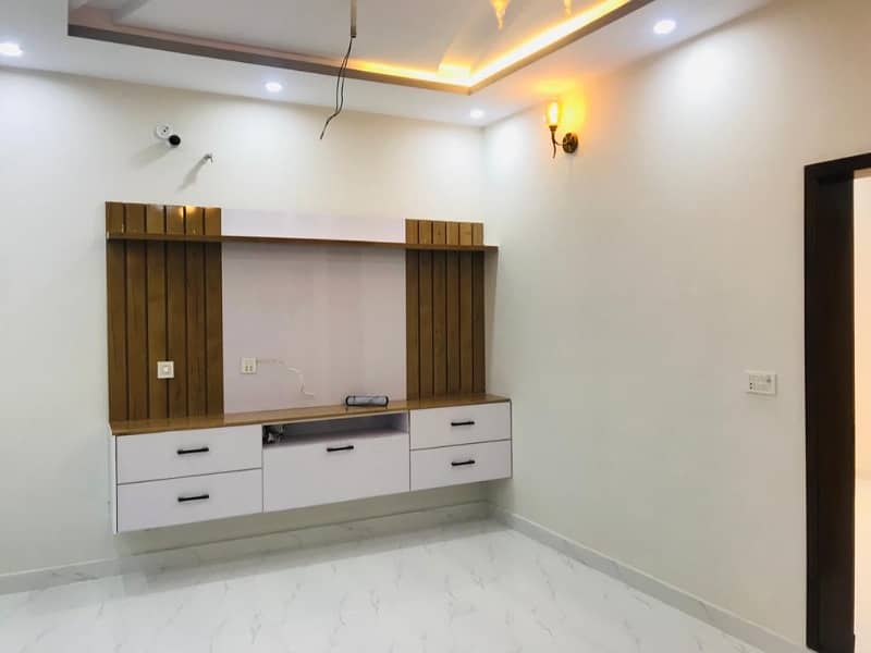 3 Marla House In Only Rs. 17500000 3