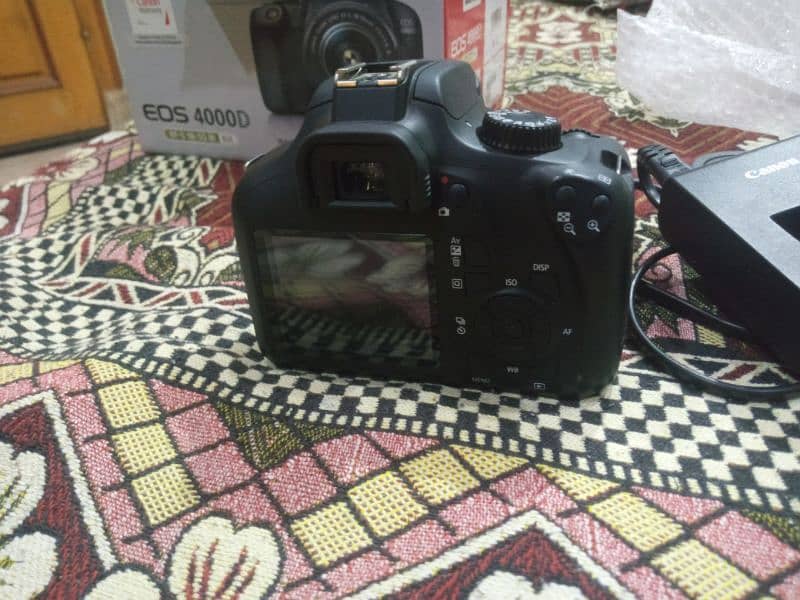 i want to sell cannon wify hd D4000 3