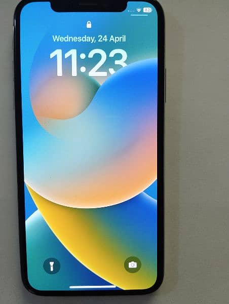 iPhone x Factory unlocked 64 GB non pta white colour not opened 4