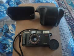 yashica orignal japanese camera just like brand new condition 0