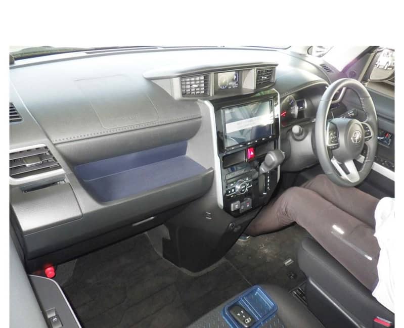 Toyota roomy custom 2021 with cruise control round vew camera 14000 km 4